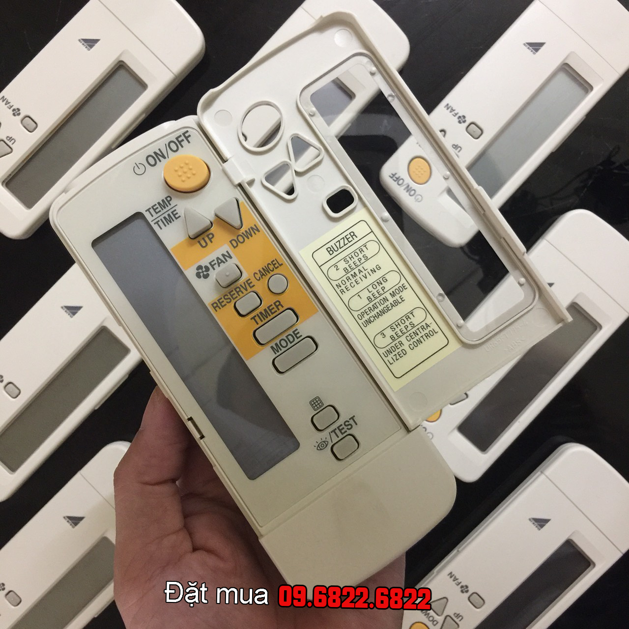 dieu-khien-dieu-hoa-daikin-am-tran-brc4c151 dieu-khien-dieu-hoa-daikin-am-tran